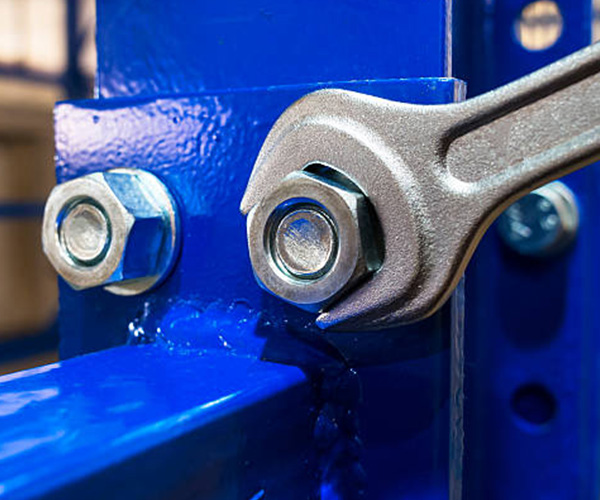 fastening bolt